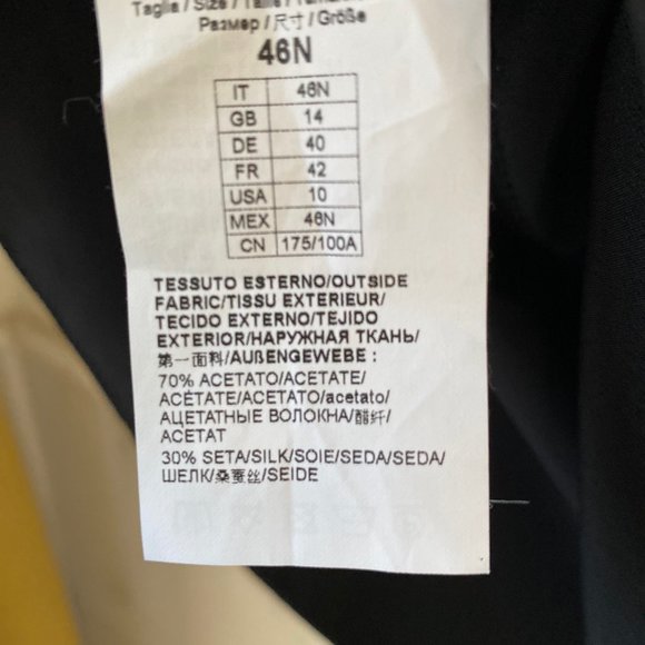 PINKO sleeveless V-neck blouse - Picture 7 of 7